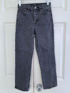 Aritzia Denim Forum Arlo High Rise Straight 26L Petite Black Denim Jeans 25